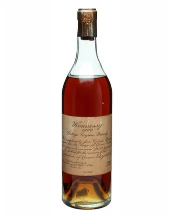Hennessy 1900 Cognac Queens Coronation