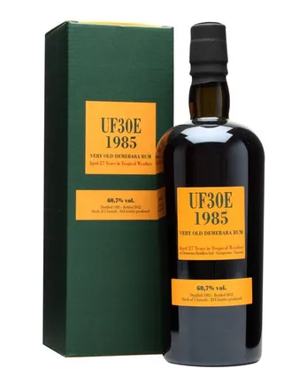 UF30E Uitvlugt 1985 27년산 Demerara Rum